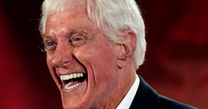 Знаменит актьор посрещна специален ден Холивудската легенда Дик Ван Дайк отпразнува