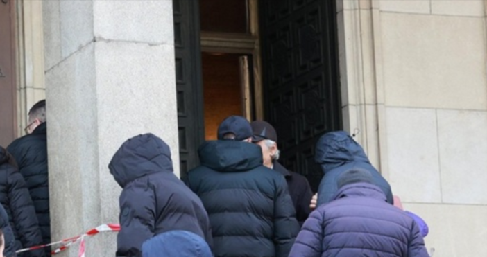 Тази и следващата събота касите са отоворениKасите на Българската народна