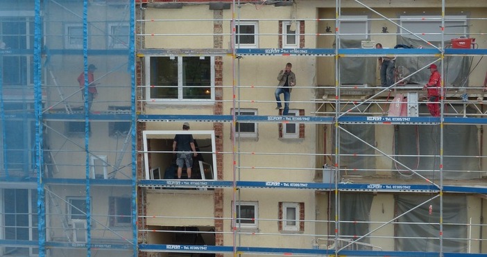 След влизането на еврото в България имотният пазар малко ще