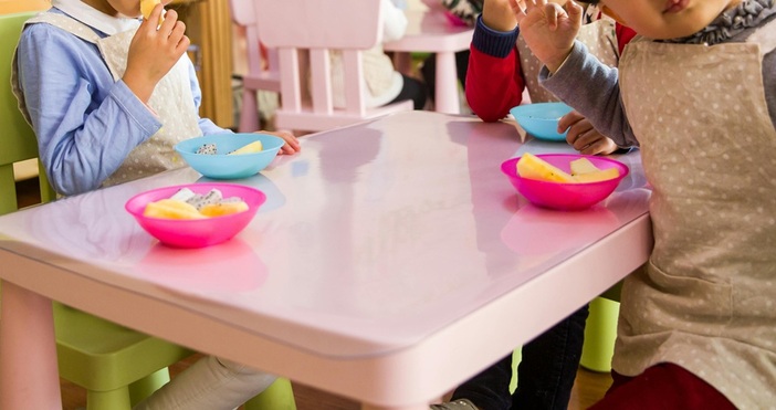 ПекселсЖители на гръцко село възнамеряват да пращат децата си на