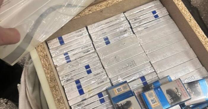 166 800 къса 8340 кутии контрабандни цигари задържаха митническите служители