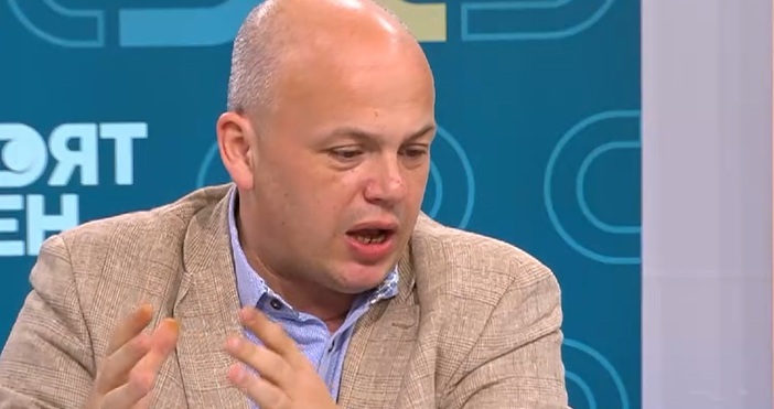 В българската политика няма нищо по опасно от идеята че