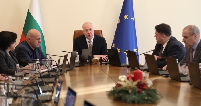 Днес ще разгледаме проект на закон с преходен характер чиято