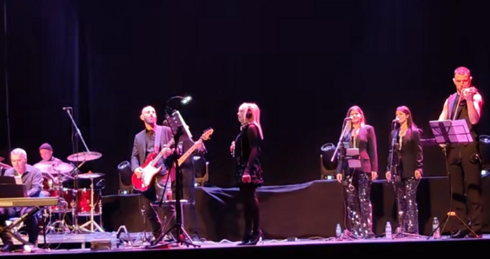 Мартин Карбовски написа излияние за Лили Иванова в социалната мрежа