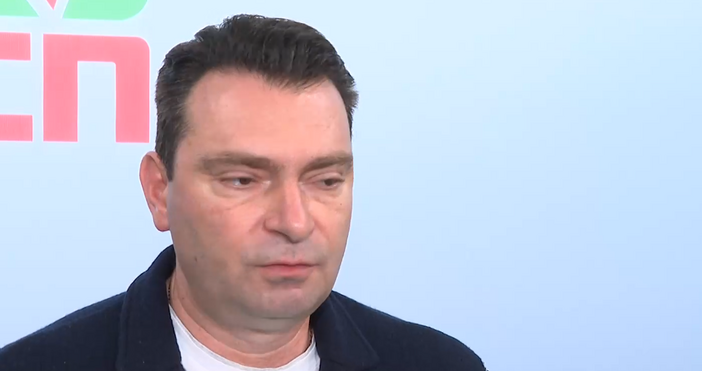 Стопкадър бТВКалоян Паргов застана пред медиите след като изпълнителното бюро