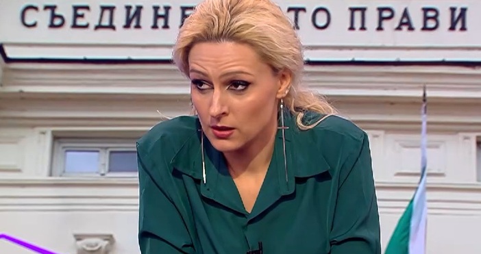 В тоалетните на елитно столично училище били монтирани скрити камери