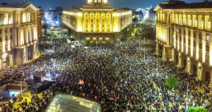 Два протеста се очакват тази вечер в центъра на София